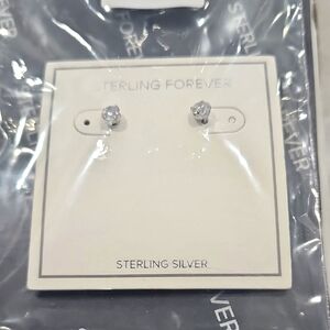 Sterling Silver 5mm CZ Stud Earrings NEW WITH TAGS Stunning✨️